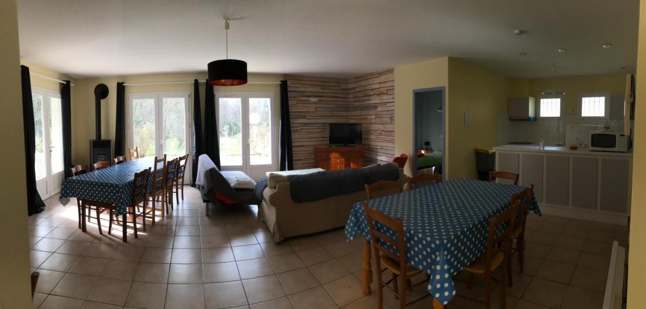 Complexe Des Oustalous Hotell Les Cabannes  Exteriör bild