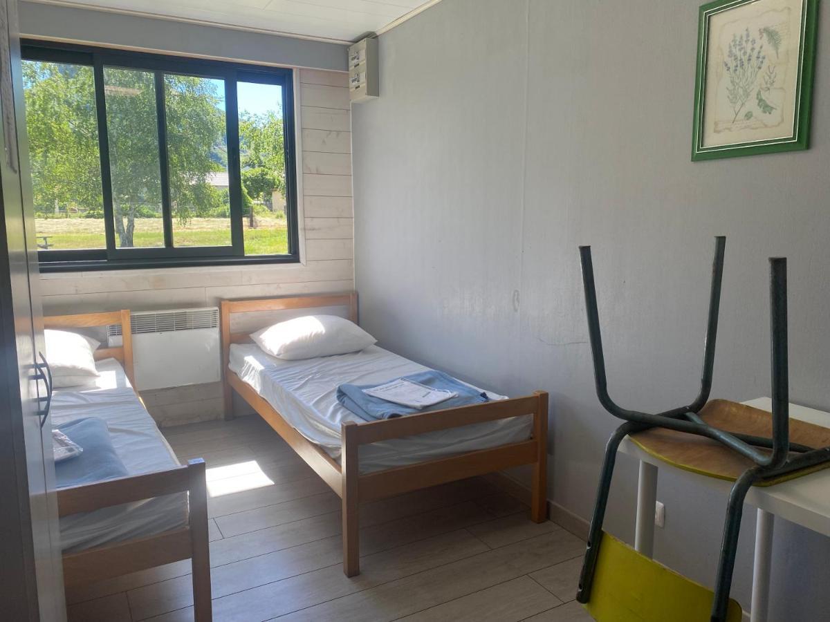 Complexe Des Oustalous Hotell Les Cabannes  Exteriör bild